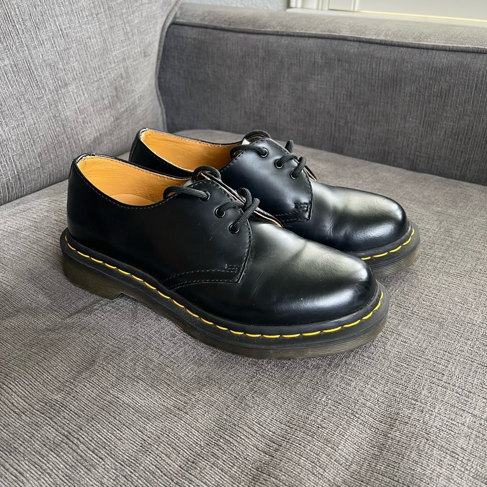 Doc Marten Low Rise Oxford Shoes!!!! - Picture 3 of 5